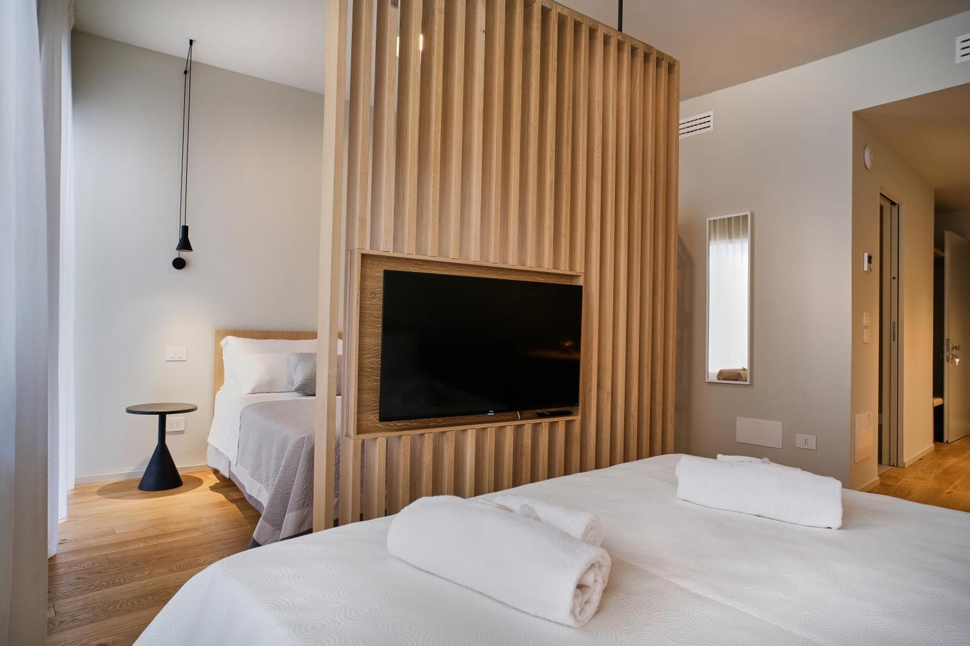 Suites Zenari เวโรนา ภายนอก รูปภาพ