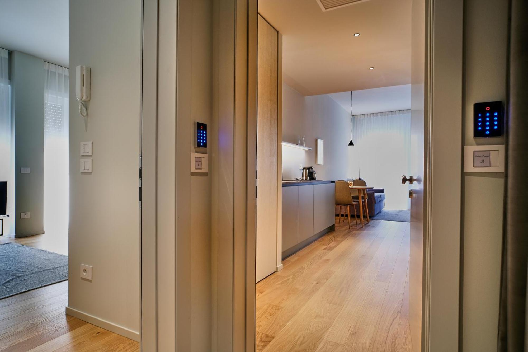 Suites Zenari เวโรนา ภายนอก รูปภาพ